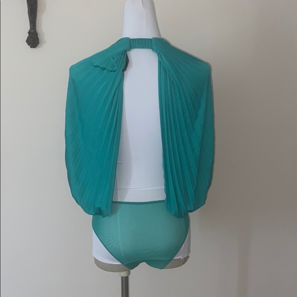Caribbean Queen Backless halter bodysuit in Green - Picture 4 of 6